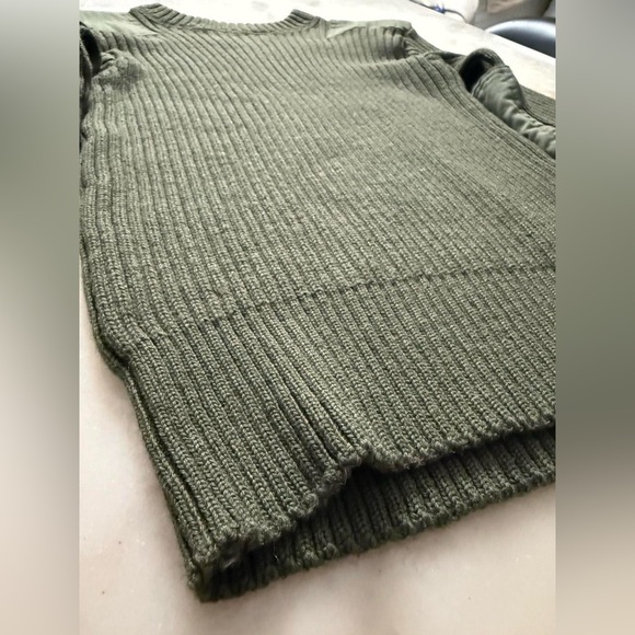 Vintage Olive Green Military Commando Sweater with Elbow Patches Ribbed Knit - Picture 5 of 8